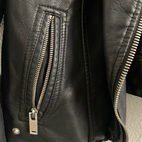 Leather Jacket - Picture 4 of 4